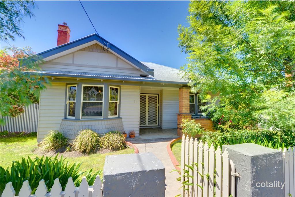 701 Skipton St, Redan, VIC 3350