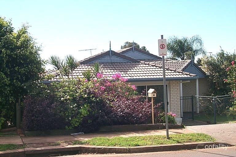 1 Byng Rd, Birkdale, QLD 4159