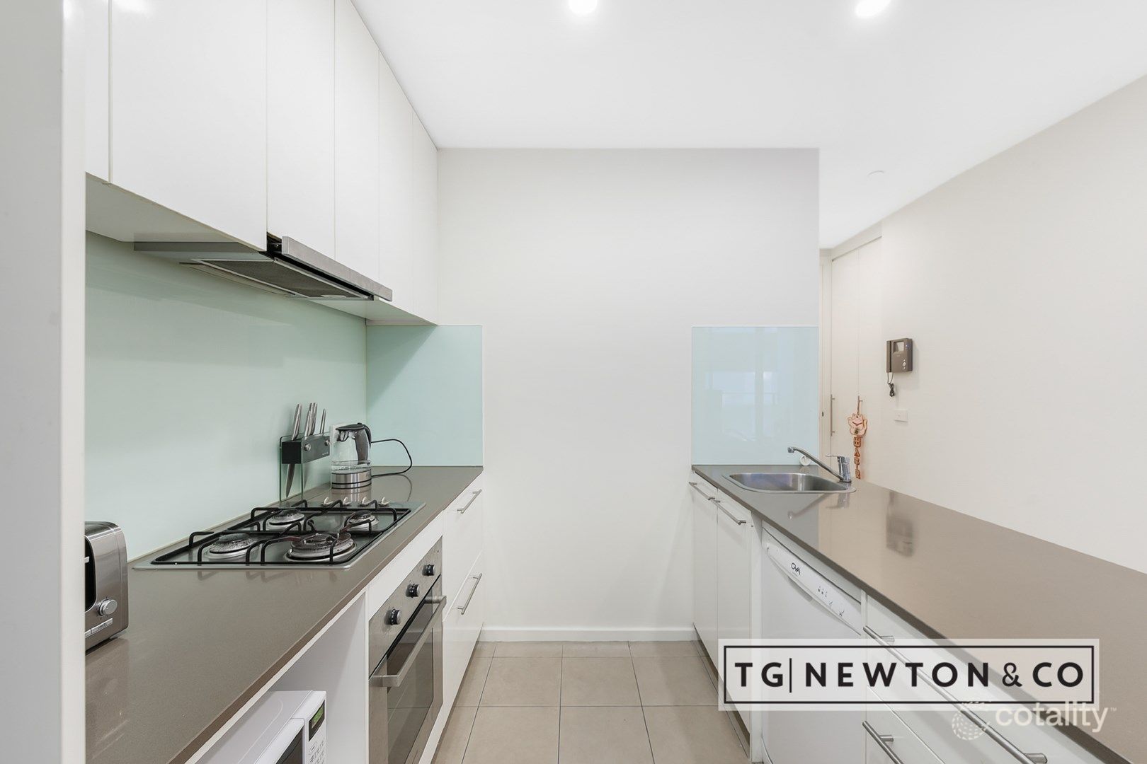 452/38 Mt Alexander Rd, Travancore, VIC 3032
