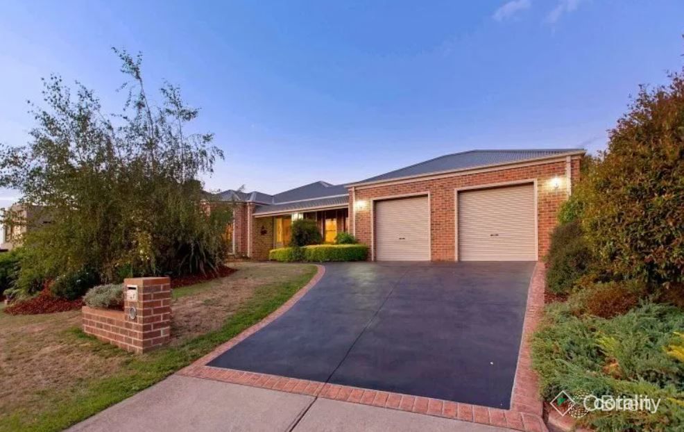 7 Hazeldene Pl, Langwarrin, VIC 3910