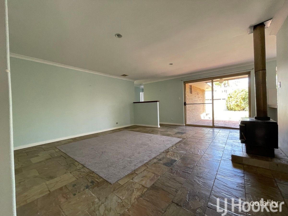 12 Wendo Ct, Hillman, WA 6168