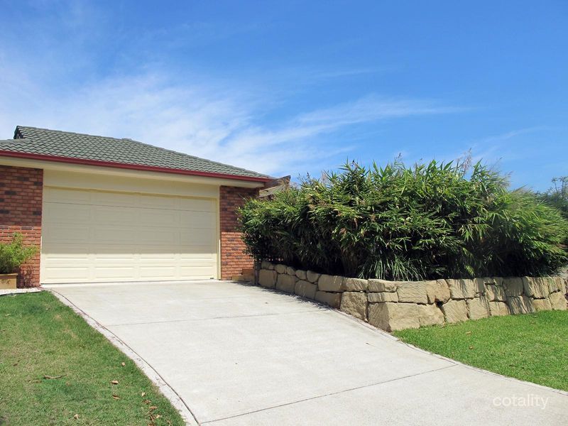 4 Riviera Ct, Oxley, QLD 4075