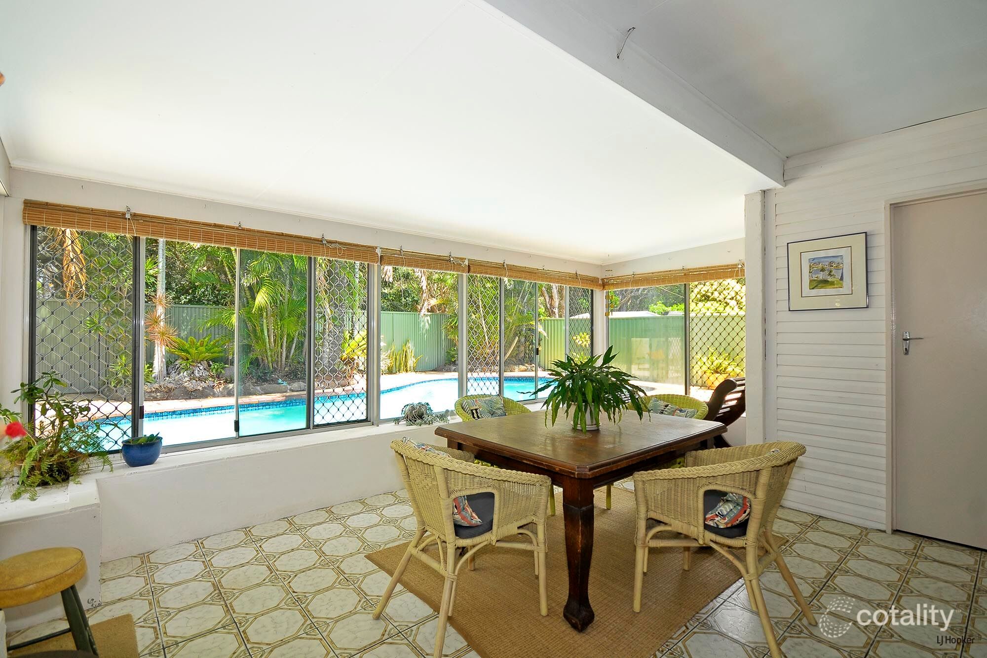 99 Mallawa Dr, Palm Beach, QLD 4221