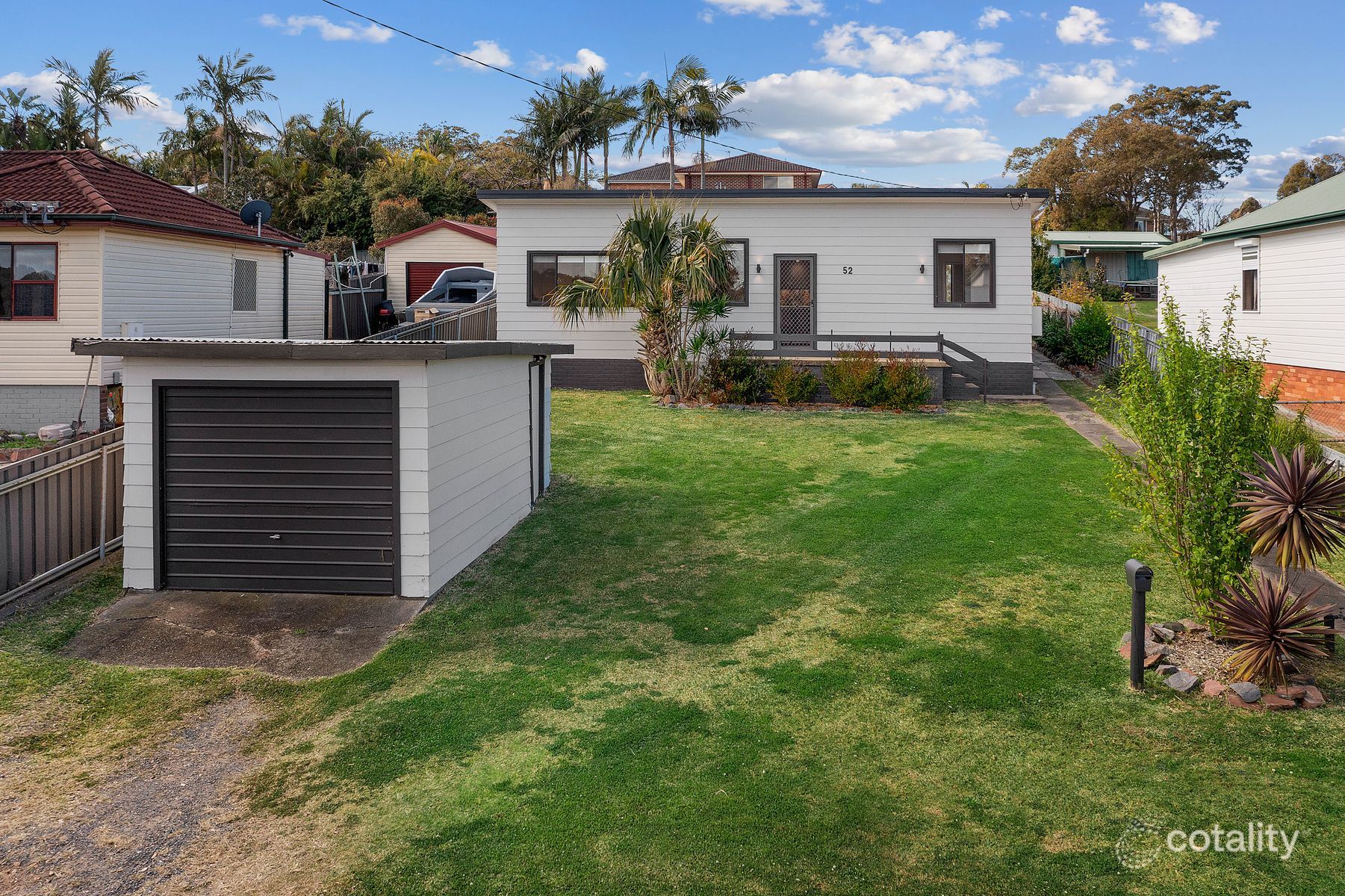 52 John Fisher Rd, Belmont North, NSW 2280