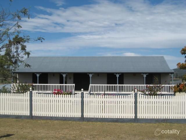 10 Whiteside Ct, Laidley Heights, QLD 4341