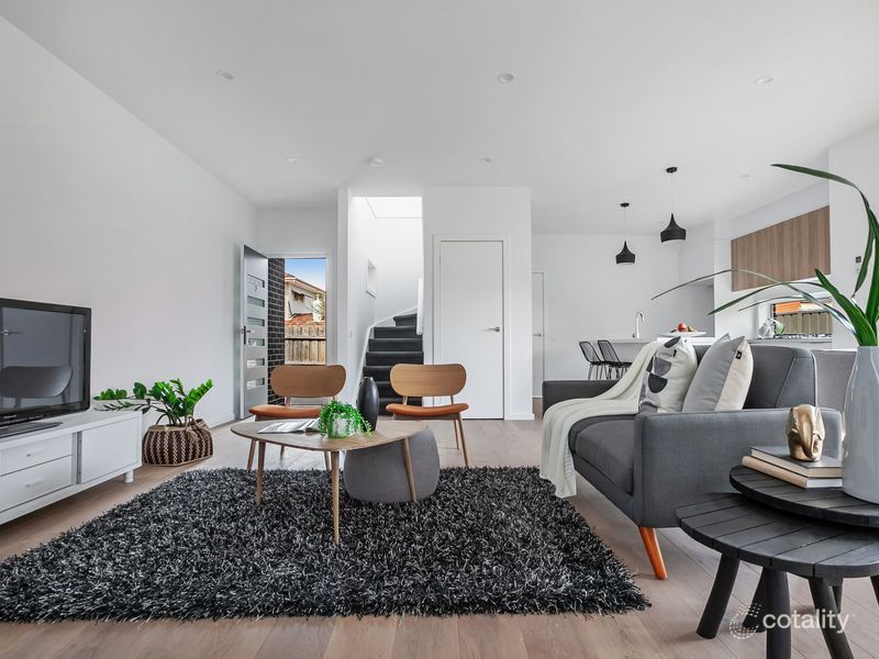3/5 Daleglen St, Reservoir, VIC 3073