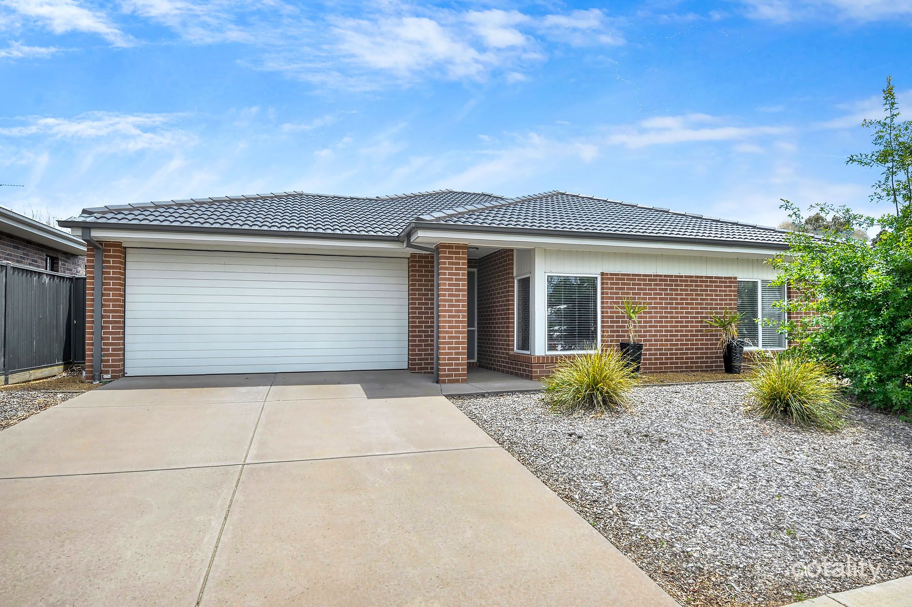 4 Evans Park Dr, Ararat, VIC 3377