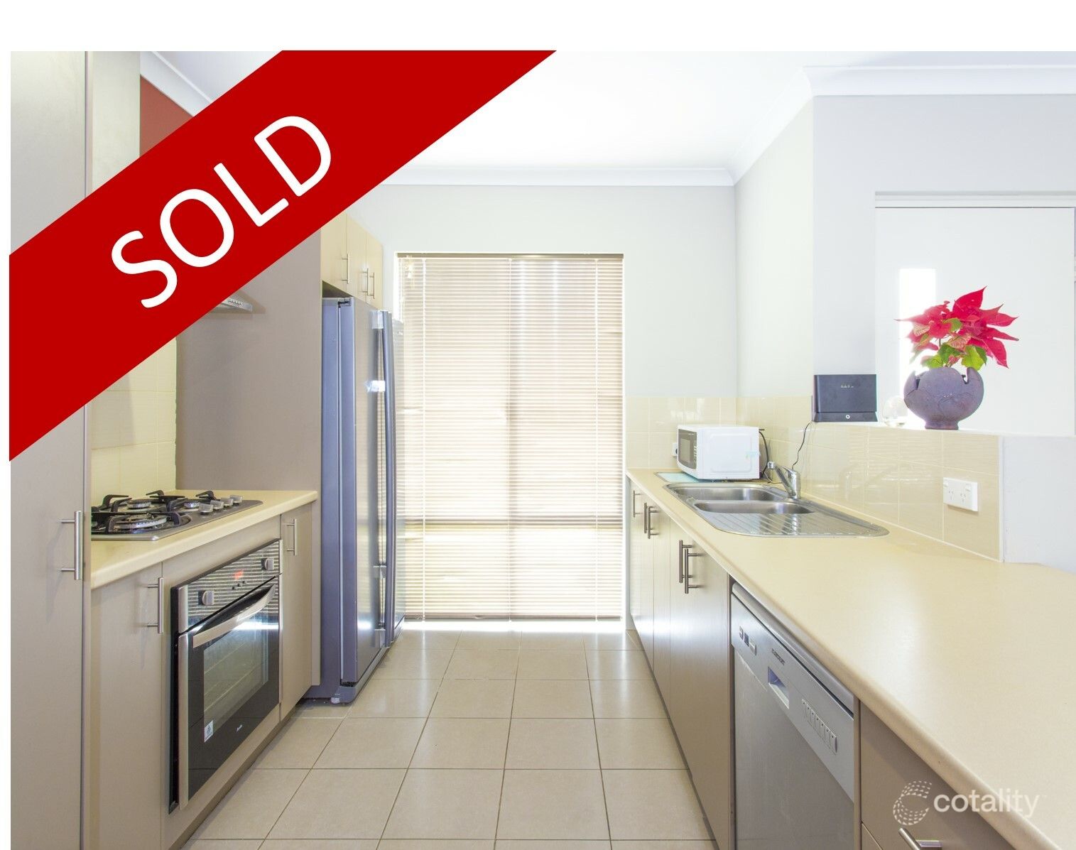 10 Nashville Loop, Currambine, WA 6028