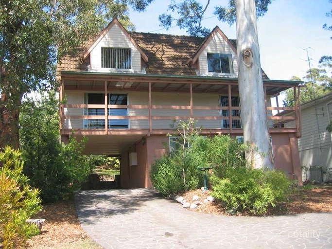 33 Waldegrave Cres, Vincentia, NSW 2540