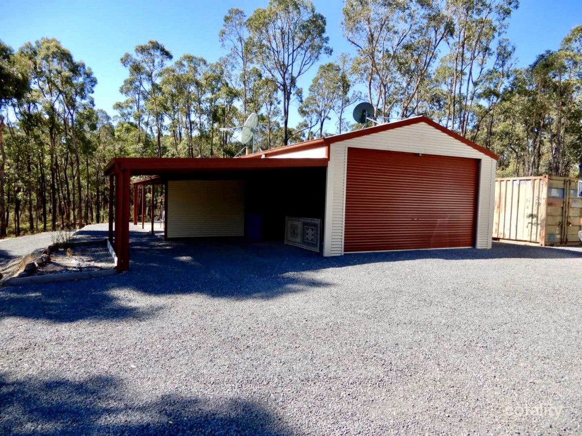 136 Knights Rd, Hillcrest, VIC 3351