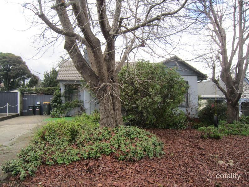 8 Kildare St, Burwood, VIC 3125