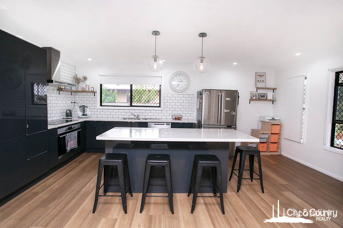 35 Cook Cres, Sunset, QLD 4825