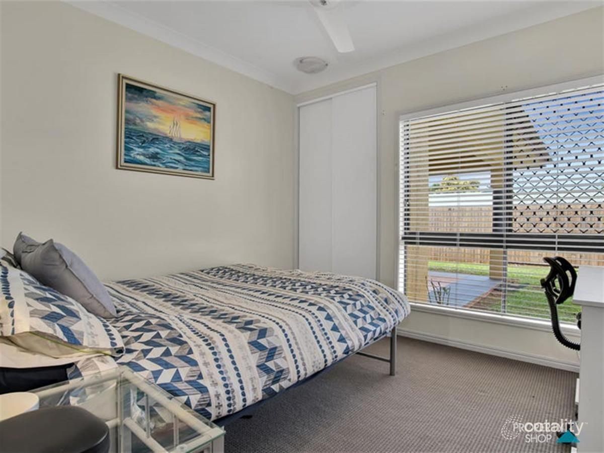 80 Marti St, Bayview Heights, QLD 4868