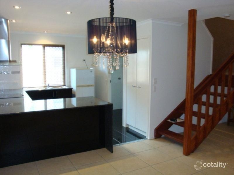 4/4 Salmon St, Cannonvale, QLD 4802