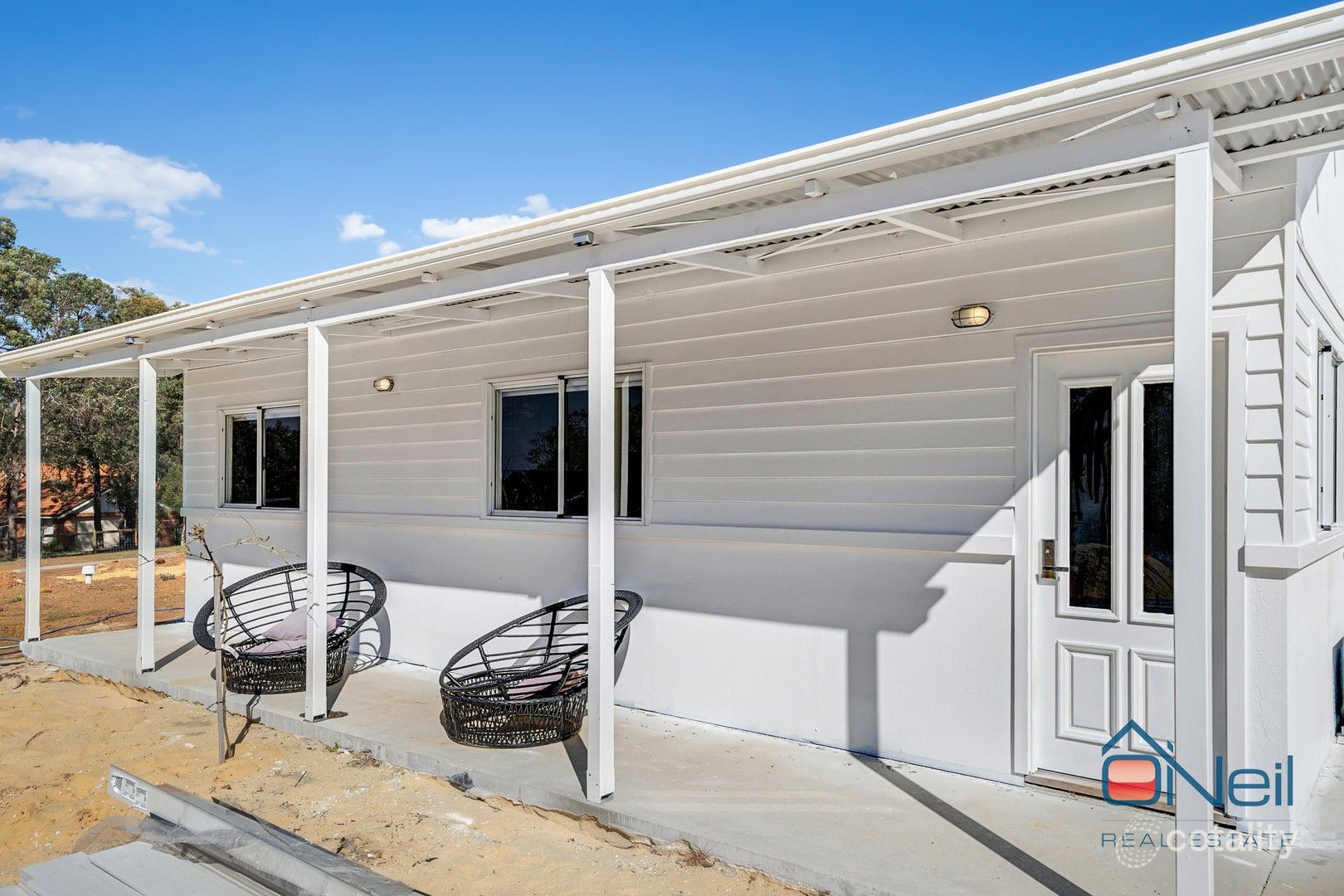 1 Sanctuary Ct, Roleystone, WA 6111