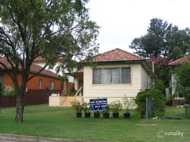 7 Ward St, Yagoona, NSW 2199