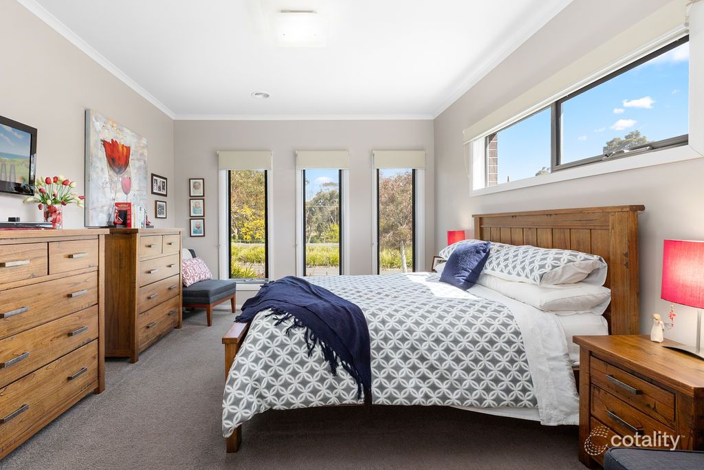 12 Whykes Ave, Buninyong, VIC 3357