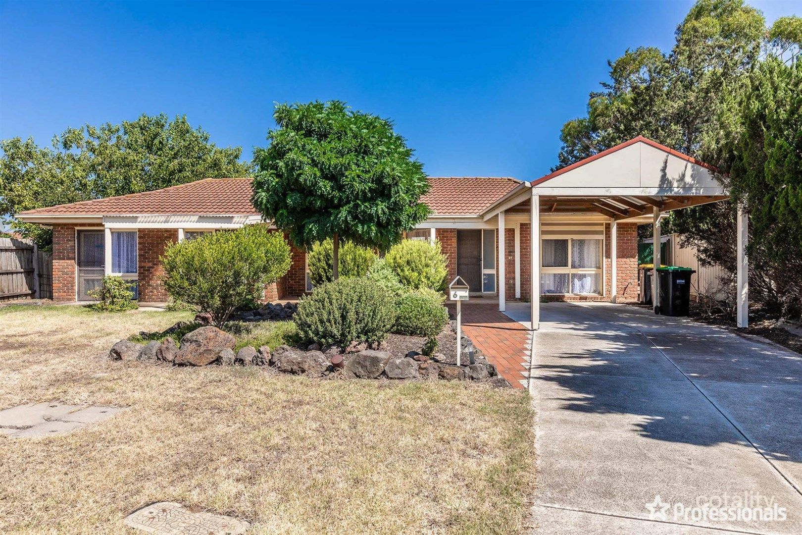 6 Asquith Pl, Melton West, VIC 3337