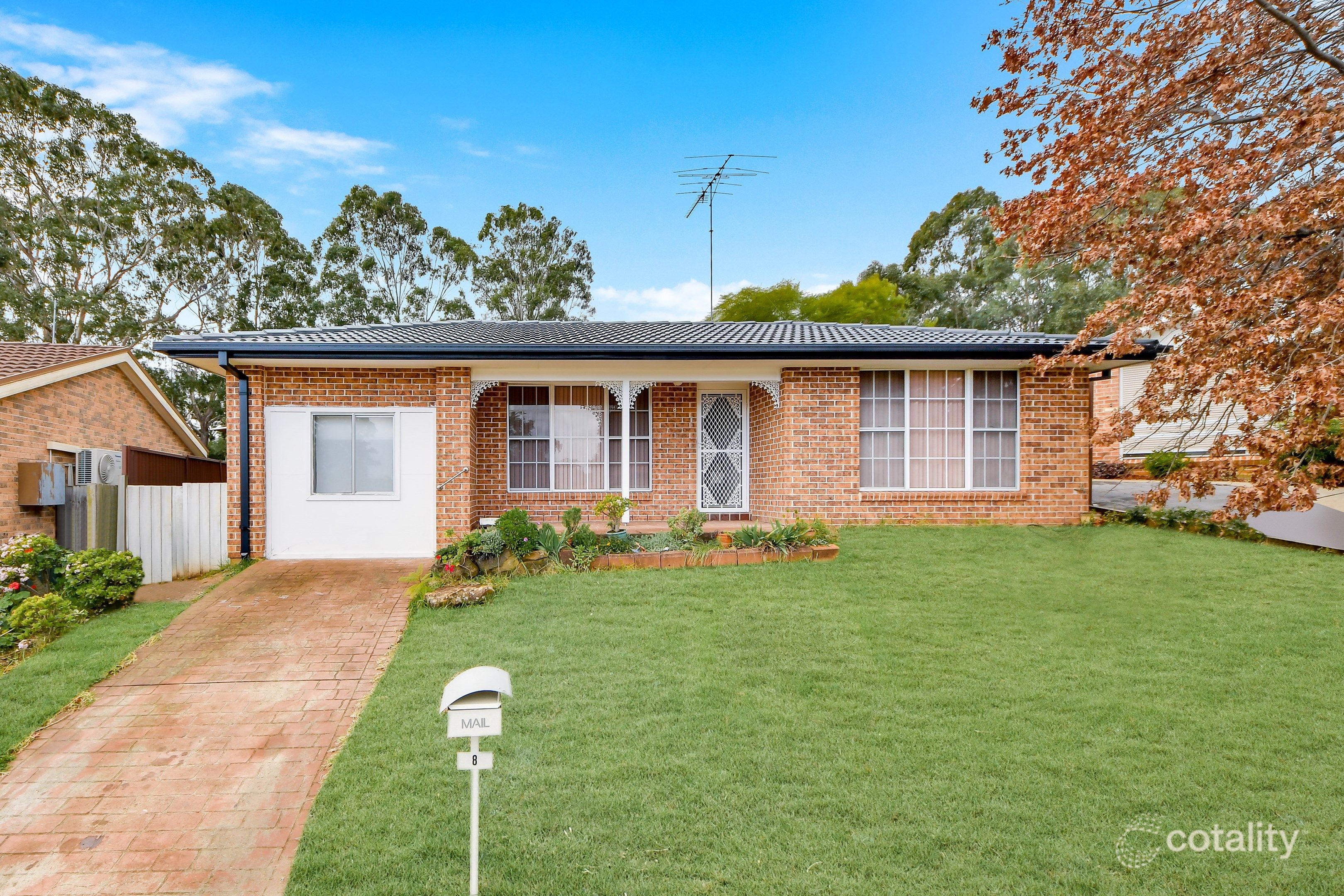 8 Eliza Way, Leumeah, NSW 2560