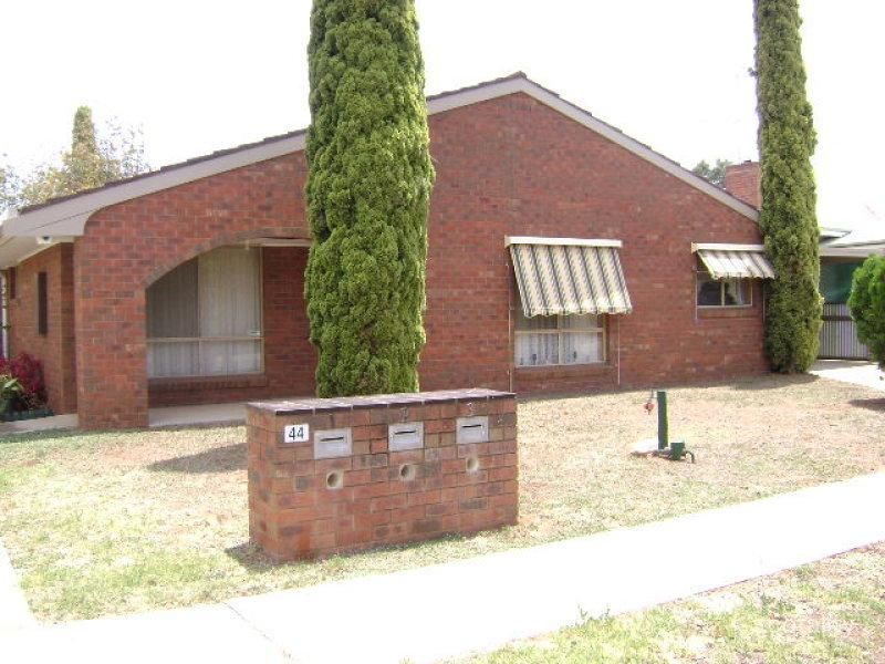1/44 Albert St, Kerang, VIC 3579