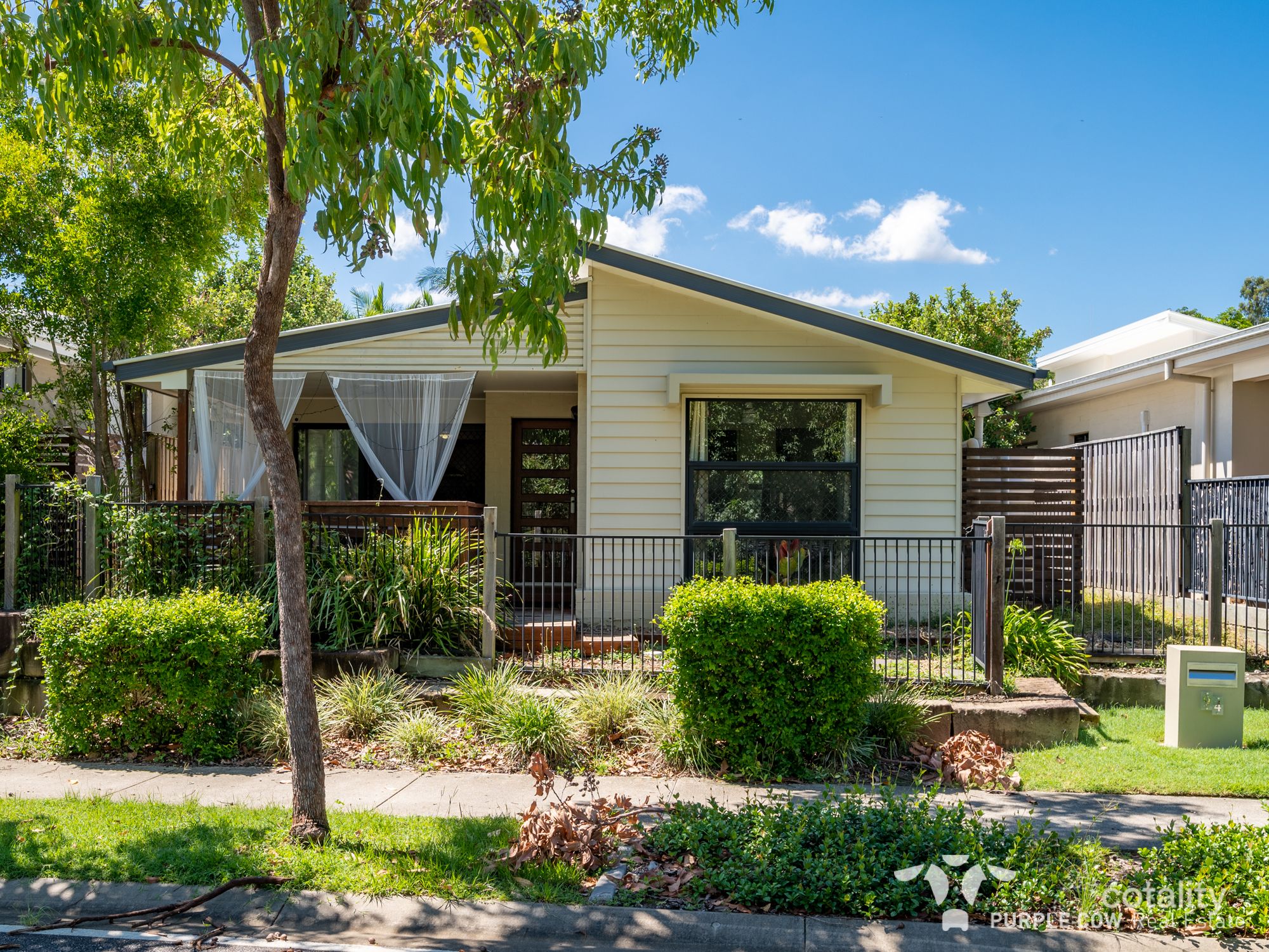 5 Mapleton Lane, Springfield Lakes, QLD 4300