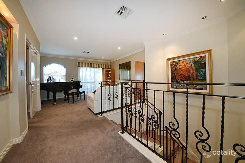 69 Amalfi Dr, Hillarys, WA 6025