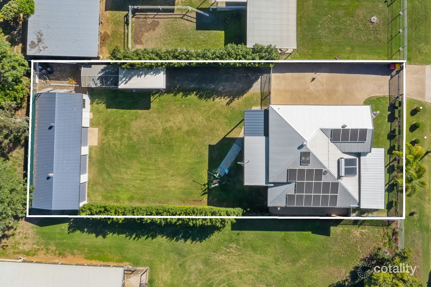 216 Peter St, Berserker, QLD 4701