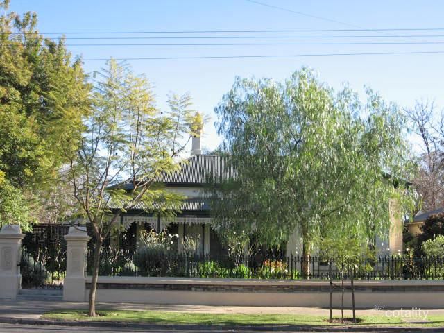 8 College St, College Park, SA 5069