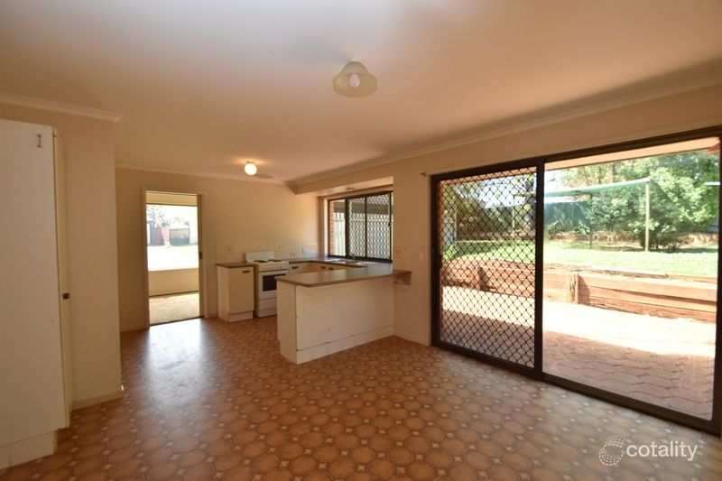 2 Champagne Cres, Wilsonton Heights, QLD 4350