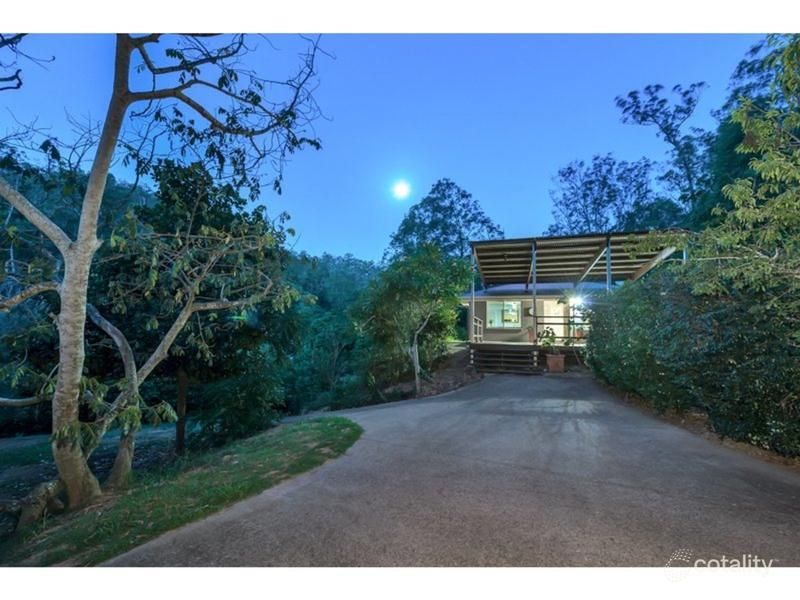 2/910 Upper Brookfield Rd, Upper Brookfield, QLD 4069