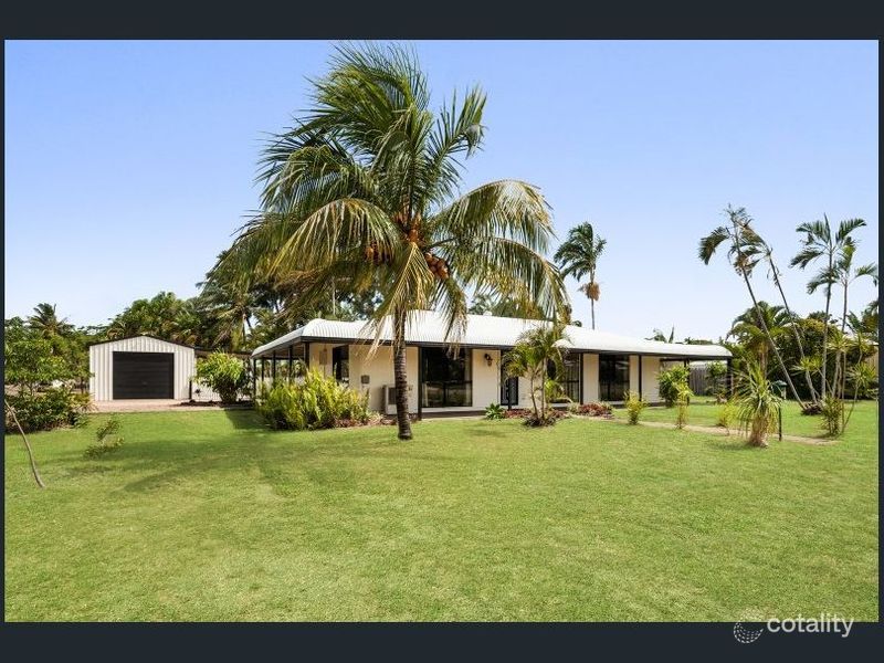 101 Marina Dr, Bushland Beach, QLD 4818