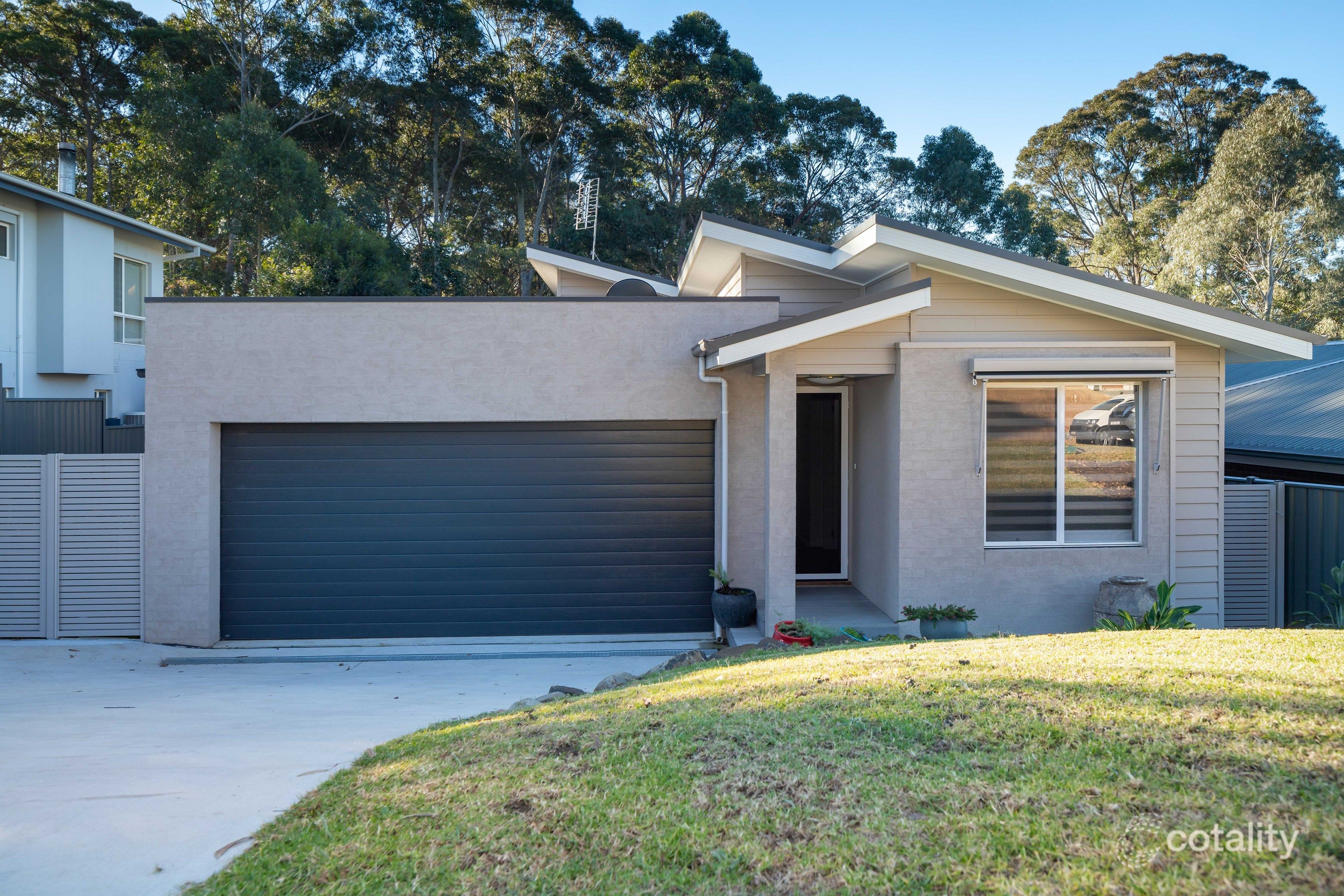 11 Litchfield Cres, Long Beach, NSW 2536