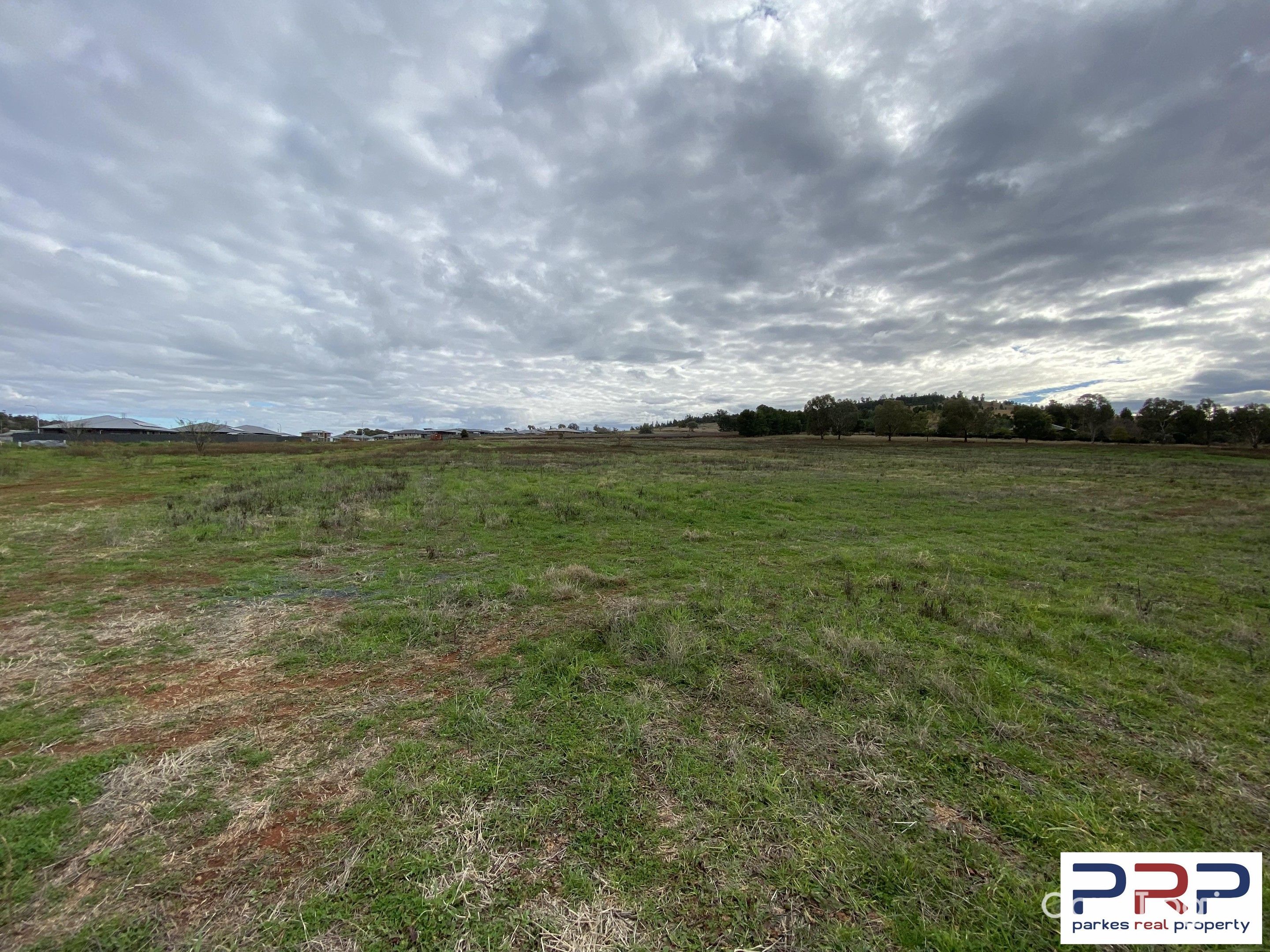 19 Acacia Cct, Parkes, NSW 2870