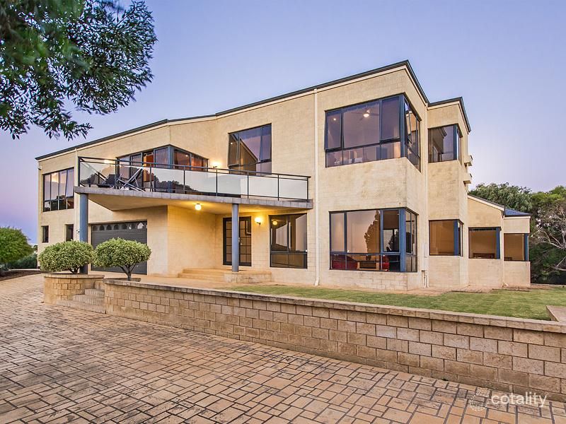 4 Kirkwall Cl, Warnbro, WA 6169