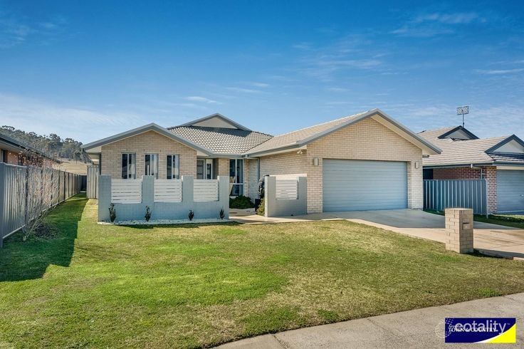 30 Albion Cl, Armidale, NSW 2350