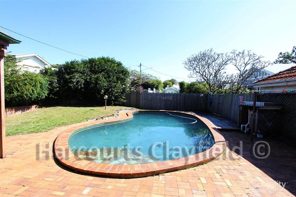 22 Liverpool Rd, Clayfield, QLD 4011