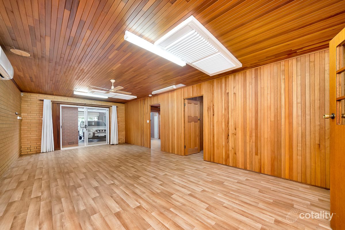 25 Adelaide Rd, Strathalbyn, SA 5255