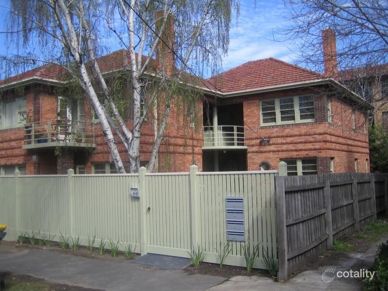 2/5 Garden Ct, Elwood, VIC 3184