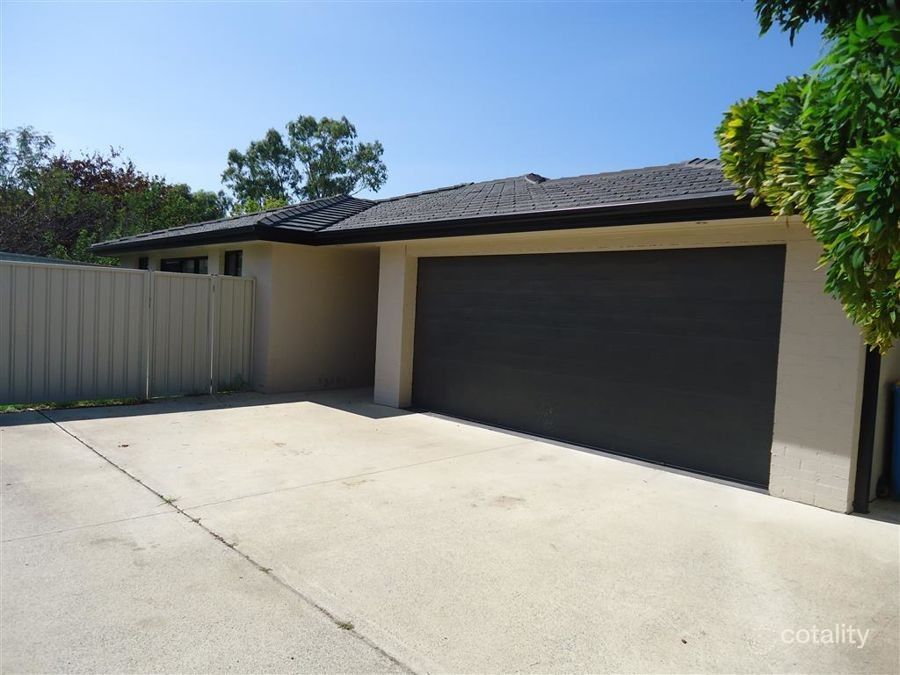 1/27 Dove St, Mount Austin, NSW 2650