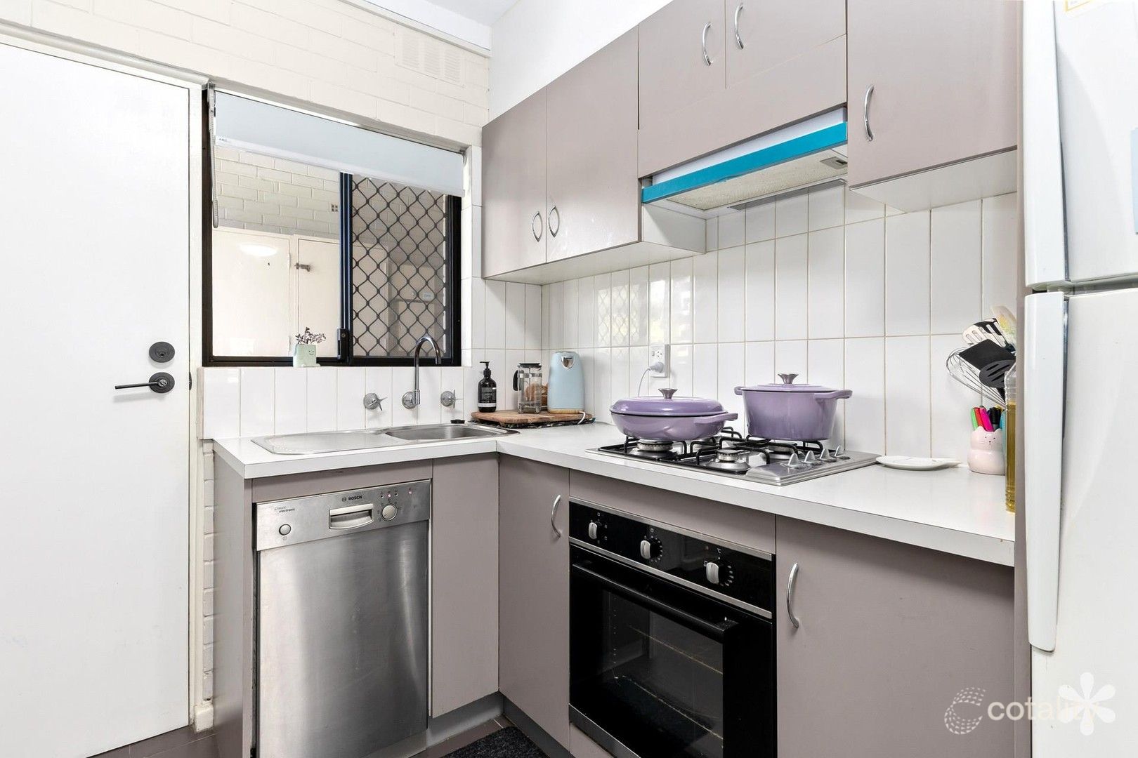 3/30 Lorraine Pl, Hamilton Hill, WA 6163