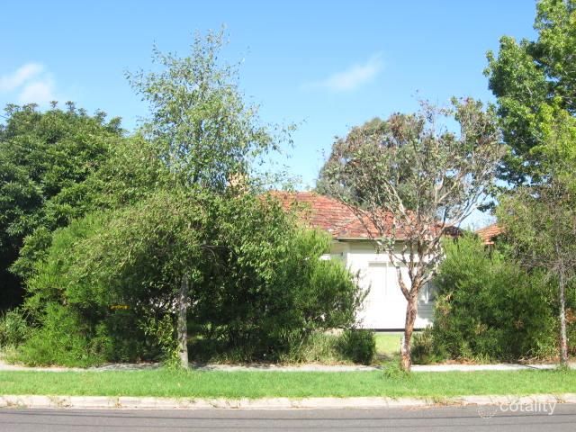 8 Mcneilage St, Spotswood, VIC 3015