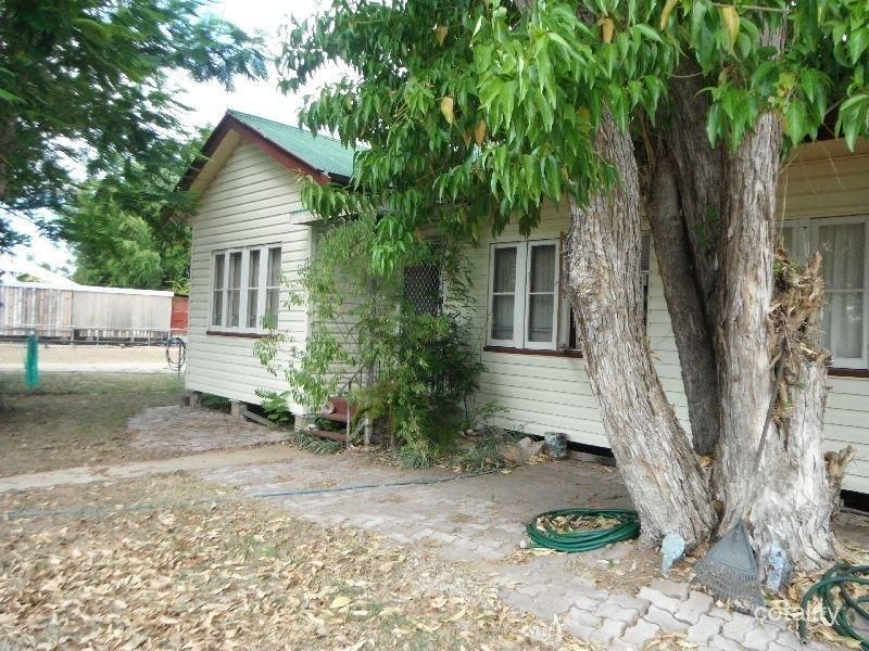 33 Quartermaine St, Dalbeg, QLD 4807