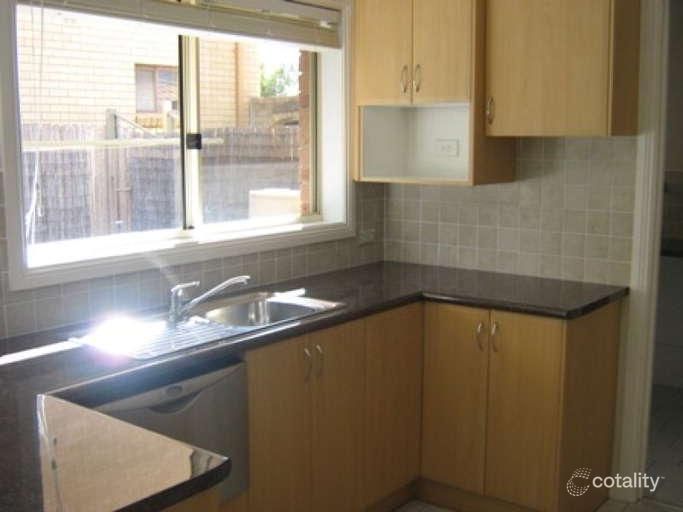 2/10 Mitchell Rd, Woonona, NSW 2517