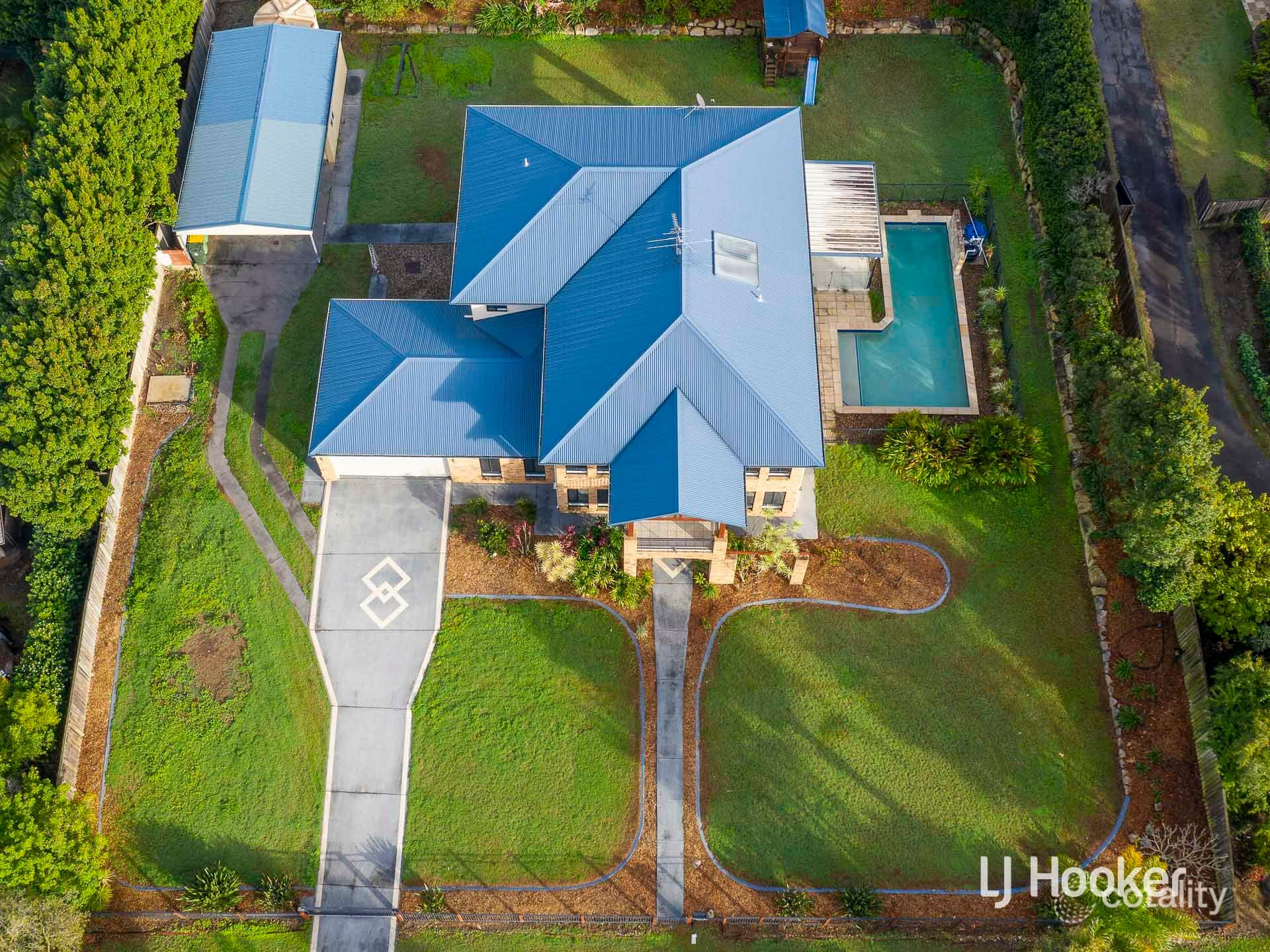 5-7 Ridge Pl, Redland Bay, QLD 4165