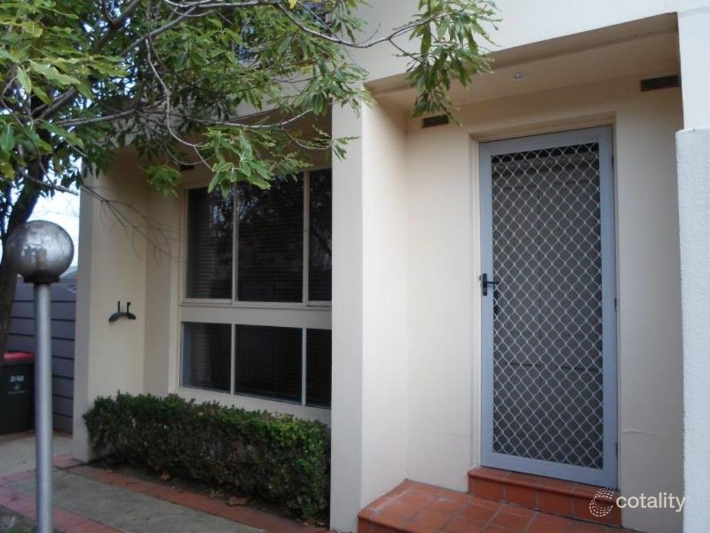 1/50 Rankins Rd, Kensington, VIC 3031