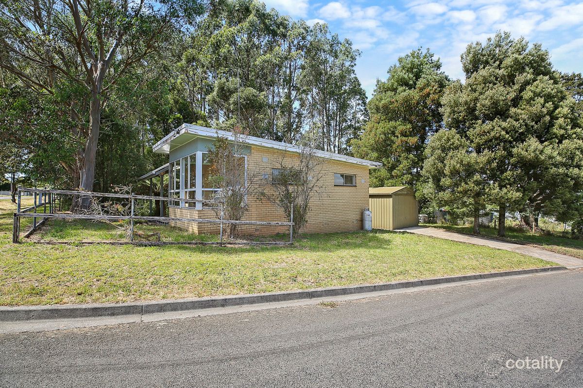 52 Old Main Rd, Beech Forest, VIC 3237