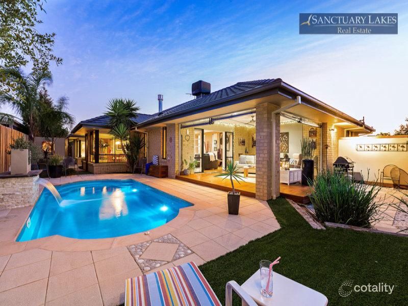 15 Morning Cl, Point Cook, VIC 3030