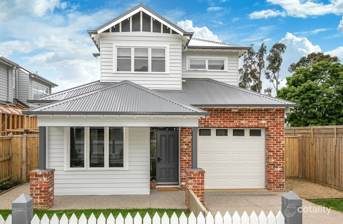 5f Urquhart St, Woodend, VIC 3442