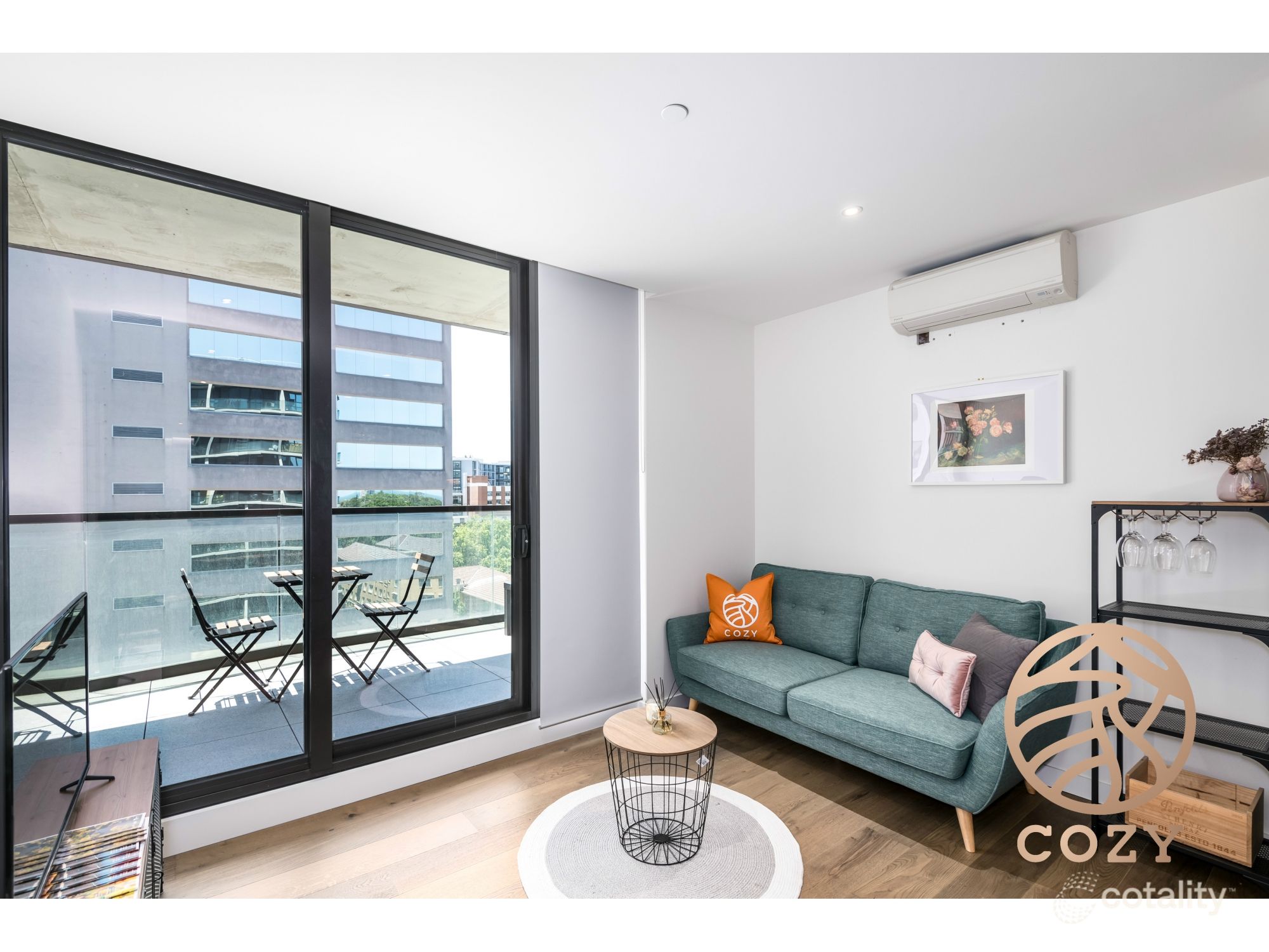 711/77 Queens Rd, Melbourne, VIC 3004