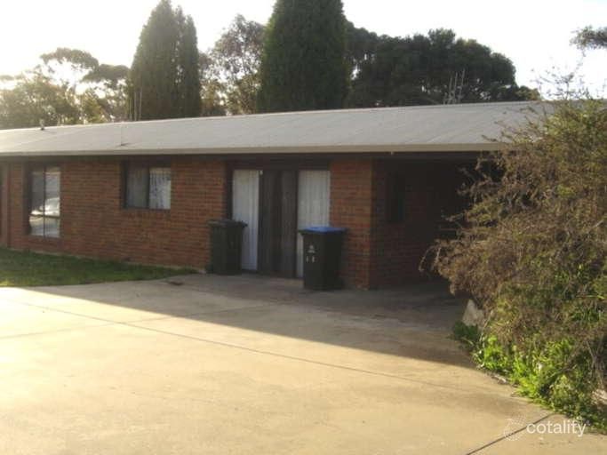 1/31 Clee Cres, Strathdale, VIC 3550